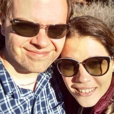 Book, Movie and Game Reviewer by Night, Mild-mannered Procurement guy in the Day. Has Amazing Wife, Son and way too many movies. 🎬