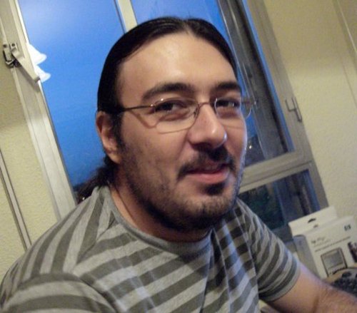 Polyglot software developer, retrocomputing enthusiast, amateur brewer & aviation geek. The guy behind @artemisamsx. Opinions are my own.
