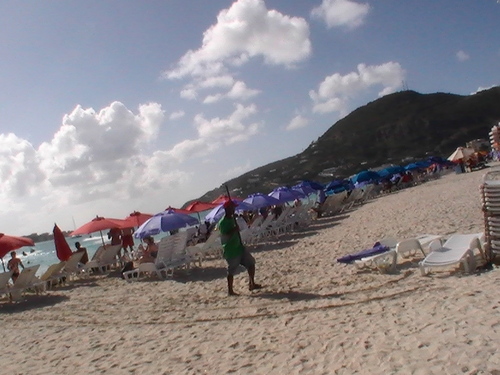 We are St Maarten bloggers getting the word out. 
Fan us at Facebook: I LOVE ST MAARTEN! YOUTUBE:SXMISNICE