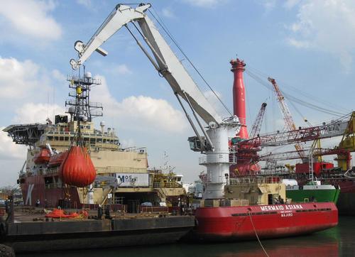 Design & Manufacturing of Active Heave Compensated Cranes and Winches for Marine And Offshore Applications.