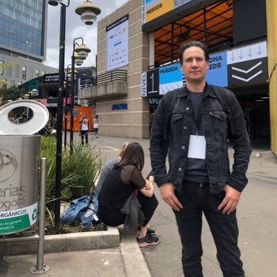 MG en informática educativa, innovación y administración de empresas. Apasionado por Gestión de la Innovación y del Conocimiento. Newbie #blockchain #Cryptos
