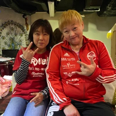 クラッシュギャルズから女子プロレスにはまり早36年？今は女子プロレス団体marvelousを応援しています❤️長与千種さん大好きなBBAです😊   嵐、関ジャニも大好き❤