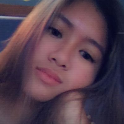 ; Ako po yung babaeng palaging marami ang dala. ; 
23 | Beerer | Engineer |