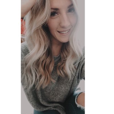 DemiTighe16's profile picture. fuk this snack business, I’m juice, juicy af.🍹