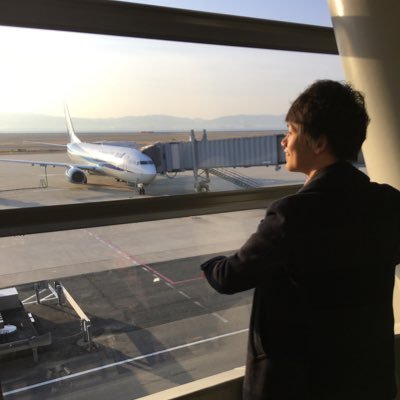 12時間労働月収20万円から1日3時間スマホ触るだけ月収で40万円✨ FX マーケ、バイナリー、投資、アフィリエイト初心者 無言フォローすんません!🙏 情報交換しましょ🤲