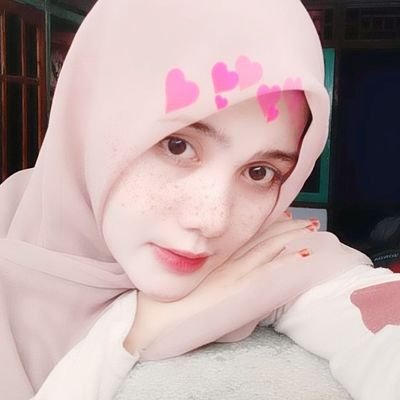 SriIndiani5's profile picture. Ikhtiar