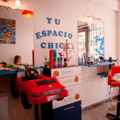 viclu28's profile picture. Peluqueria infantil juvenil . Estamos en el barrio del tango de Boedo . La peluquería esta pensada en los niños donde ellos pueden disfrutar mientras se cortan.