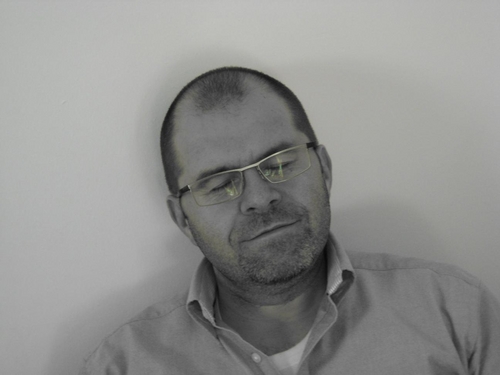 Hotelier, food and drink lover, always in search of a new challenge!