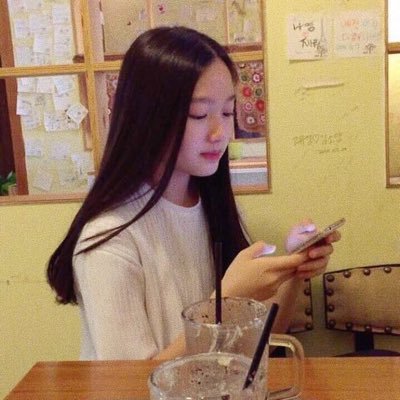 👩‍👧 from:loonatheworld
