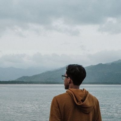 Manusia kesekian dari milyaran manusia yang lahir di bumi