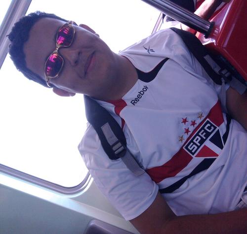 Kleber__Nunes's profile picture. Huum..Bom Pessoal Sou Esse cara Ai da Foto Além de Tudo Servo Do Senhor. Meu Time de coração é o tricolor Paulista.e uma coisa que eu amo é lovar nosso Deus..