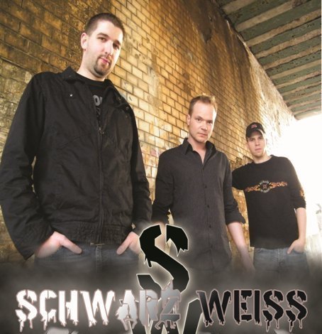 SCHWARZ WEISS - Deutschsprachiger Hardrock aus Bremerhaven. Für Fans ehrlicher, harter Rockmusik ist diese Band genau das richitge. Überzeugt euch selbst...