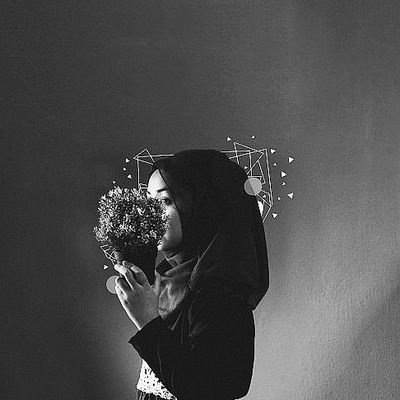 annfz1520's profile picture. Spread more love than we do hate🌻