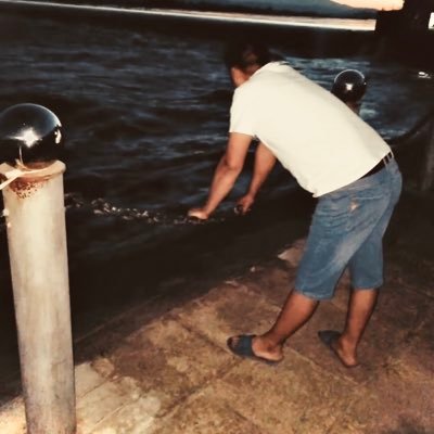 urqU4EkjF37V9b8's profile picture. 