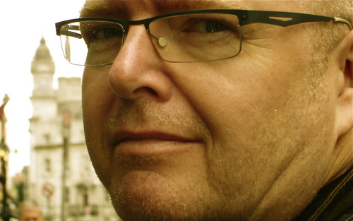 eigaard's profile picture. Freelance-journalist i København med forkærlighed for fodbold, film, rock, litteratur, politik, medieforhold - og Sverige.