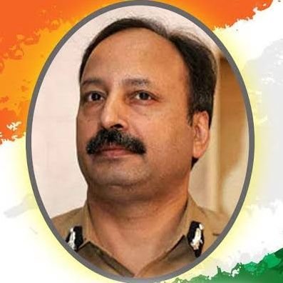 भगतसिंह वादी नास्तिक हूं
भगत सिंह के खिलाफ़ गवाही देने बाले गद्दार संगठन के लोग दूर रहे