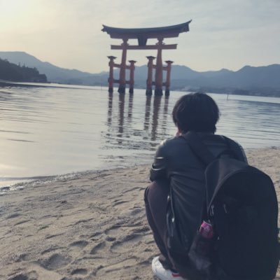 ekqekqekqek's profile picture. 