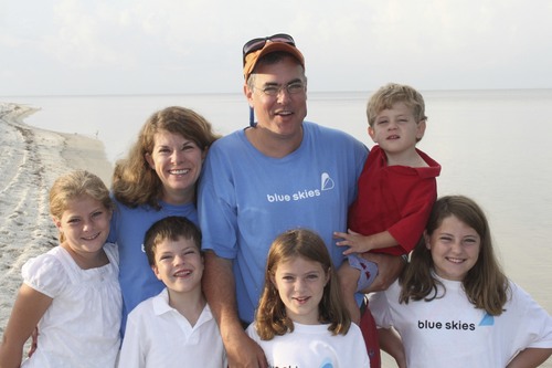 Ellalovessteve's profile picture. wife, mom of 5, trying to do good in this crazy world!