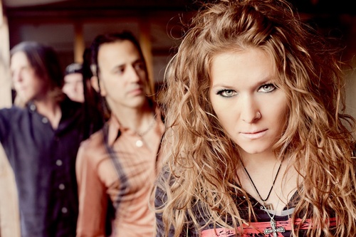 DrowningMona's profile picture. DM is a fierce cluster of femme fatale, Seattle-spunk, and wordplay……enjoy your musical roller-coaster.