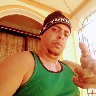 soy actor, comediante, artista , soy millonario,periodita, OF.C.B soy un joven bello y sortero mi wasa es 809,249,4212