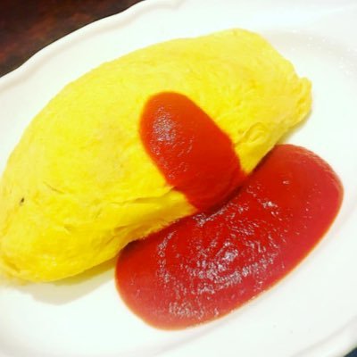 P Food 相互 福井県 福井駅 フラッフィー パンケーキ 駅前のアオッサというビルの中にあるお店 福井 パンケーキと調べると直ぐに出たので伺いました 写真 巣ごと食べる巣蜜のパンケーキ ふわふわではなくしゅわしゅわ なパンケーキ です