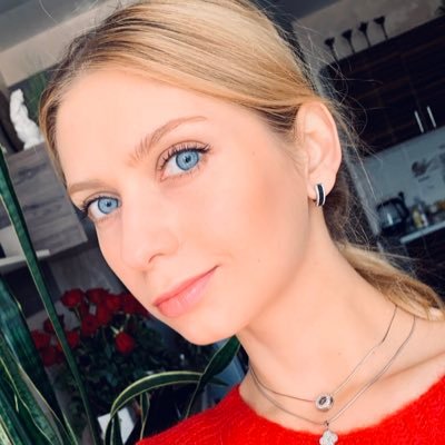 Помни кто ты есть и придерживайся своей позиции независимо от того, что может нарушить твою свободу.