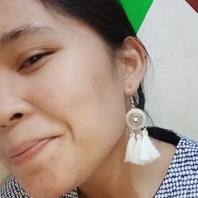 chatrinjell's profile picture. 