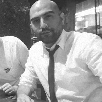 CharlyCorreaok's profile picture. Abogado. Intronauta. Escribiré hasta morir 
Democracia 2.0
Prefiero el chocolate antes que el dulce de leche. La salvación esta en las estrellas.