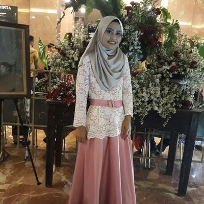 u_niamm's profile picture. Alhamdulillah alla kulihal