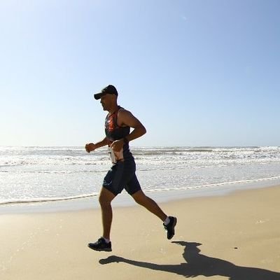 TODOS OS HOMENS SÃO DIFERENTE. E DEVEN FAZER O POSSIVEL PARA CONTINUAR SENDO.
