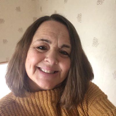 RingrowLouise's profile picture. 