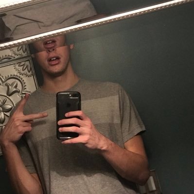 zurekjosh's profile picture. horizontally challenged