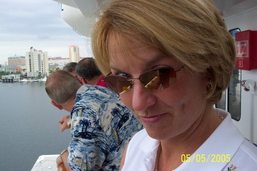 PattiThompson19's profile picture. A mother, daughter, sister, aunt, friend -who loves God, family, friends, the outdoors, travel, the mountains, ocean and shopping.