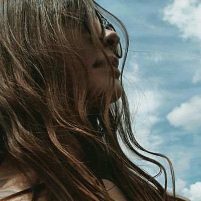 Autora de Maripoesias 🦋 e Ilusiones prestadas 🥀 Correctora editorial 🧑💻