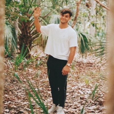 GRAYSOFFWHITE's profile picture. fan account ||