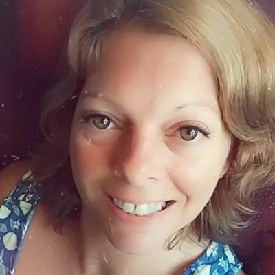 GhostladyLea's profile picture. 