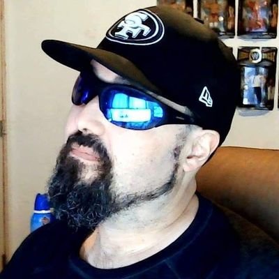 Owner and Operator of Digital Realms Computer Services in Fairfield, CA since 1993.

Huge fan of guitar driven, melodic rock and roll!

Into UFC, WWE, NFL.