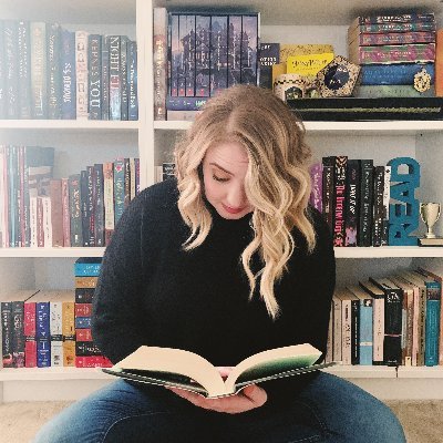 oh, hi. i talk about books. | newbie booktuber | infp | teen librarian