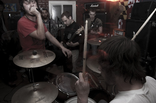 voyageincoma's profile picture. Voyage in Coma is the renewal of our favorite elements from two decades of screamo, hardcore and post-rock.