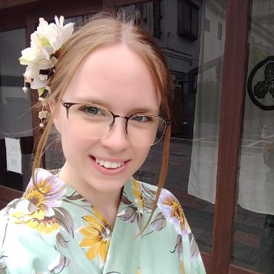 Kersverse alumnus Oriëntaalse Talen en Communicatie. Schrijft blogs over de Nederlandse en Japanse cultuur, reizen en leven in het buitenland.