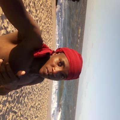 CucoMoz's profile picture. macnak