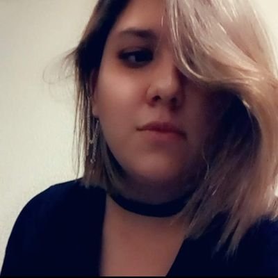 MaFer95V's profile picture. 💜