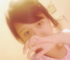 lifehalfandhalf's profile picture. 김작가ㅋ/25세/여대생/책벌레/저도 이담에 책 한권쓰려구요..^^;;/겨울은 책 읽는 계절인,,가요? ㅋㅋ