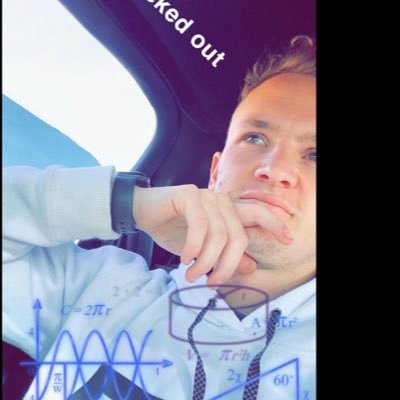 dyliewillie's profile picture. Standing on my money I’m 6’6”..