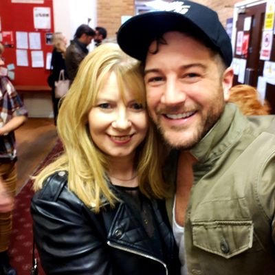 EstyO's profile picture. Music, Gigs, Films, Gym, A Good Book,  F1 (McLaren girl 🧡)