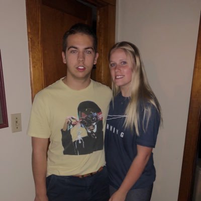 natjean21's profile picture. 