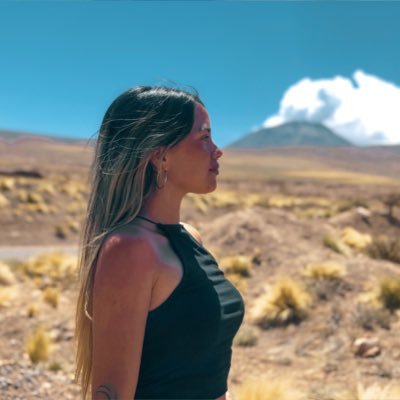 NicolettaGuz's profile picture. 👆🏻🌳👆🏻