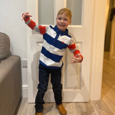 Engineer for Sky, likes all technology. Married, dad, dog owner and DCFC fan