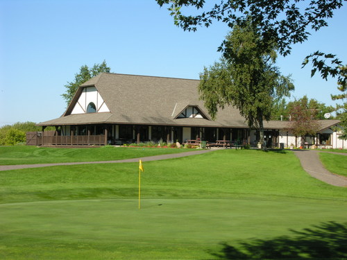 ERGC is located just 45 minutes northwest of Minneapolis, ERGC is an 18 hole Championship par 72 course open to the public.