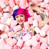 Erika Owens (@glitterbuggin) 's Twitter Profile